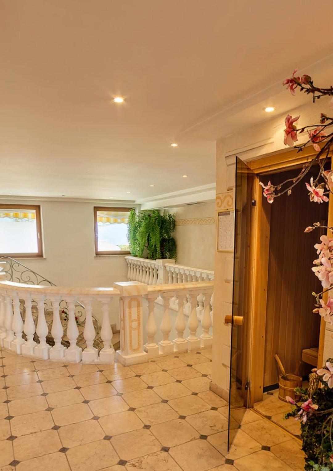 Hotel Tonnerhof راسيني المظهر الخارجي الصورة